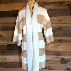 Gorgeous neutral toned plaid sweater